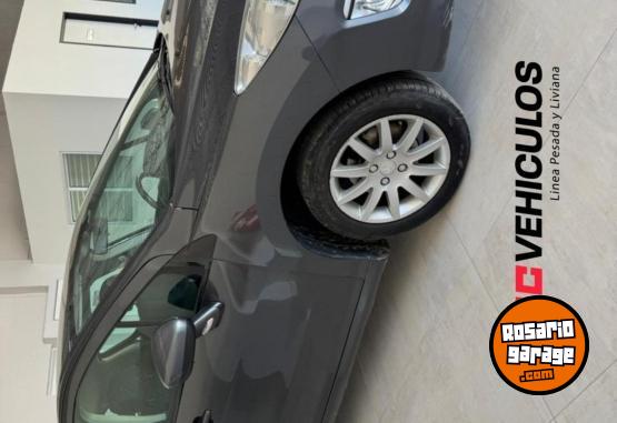 Autos - Peugeot 308 ACTIVE 2014 Nafta 117983Km - En Venta