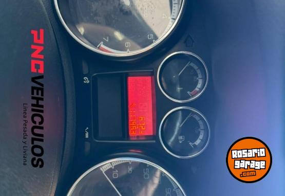 Autos - Peugeot 308 ACTIVE 2014 Nafta 117983Km - En Venta