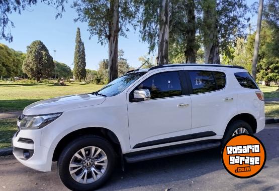 Camionetas - Chevrolet Trailblazer LTZ 7 asiento 2016 Diesel 125000Km - En Venta