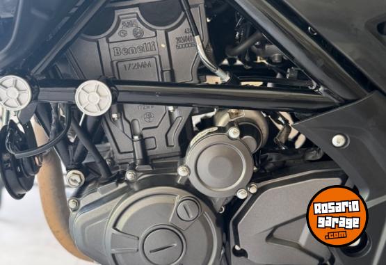 Motos - Benelli TRK251 2024 Nafta 4900Km - En Venta