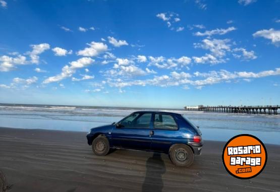 Autos - Peugeot 106 1999 Nafta 297000Km - En Venta