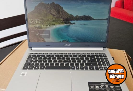 Informática - Notebook Acer Aspire i5 Plata - En Venta