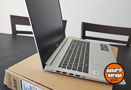 Informática - Notebook Acer Aspire i5 Plata - En Venta