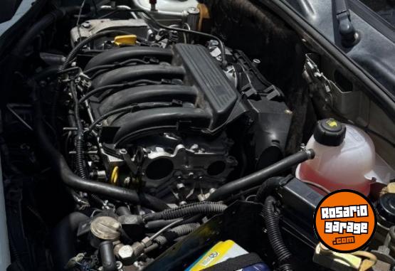 Utilitarios - Renault Kangoo 2017 GNC 211000Km - En Venta