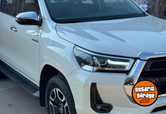 Camionetas - Toyota Hilux 2021 Diesel 90000Km - En Venta