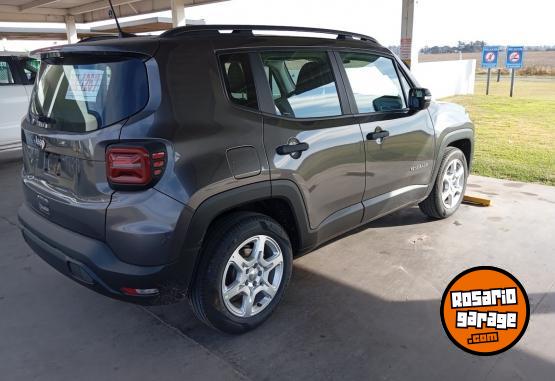 Camionetas - Jeep Renegade 2025 Nafta 2500Km - En Venta