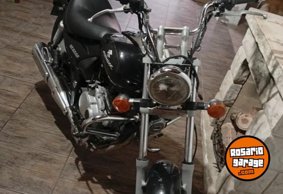 Motos - Bajaj Avenger 200 2009 Nafta 111111Km - En Venta