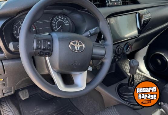 Camionetas - Toyota Toyota Hilux Pick-Up 2.4 2025 Diesel 0Km - En Venta