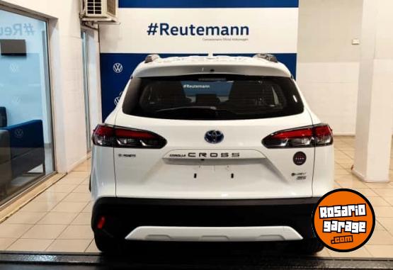 Autos - Toyota COROLLA CROSS 1.8 2025 Electrico / Hibrido 0Km - En Venta