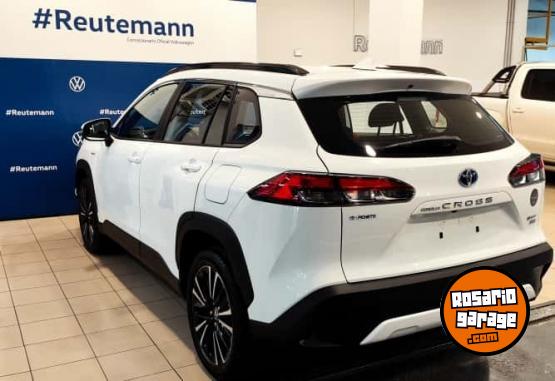 Autos - Toyota COROLLA CROSS 1.8 2025 Electrico / Hibrido 0Km - En Venta