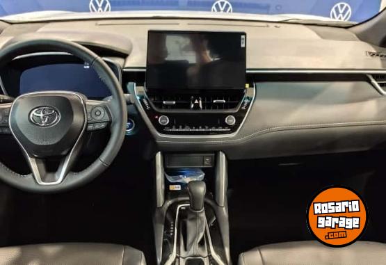 Autos - Toyota COROLLA CROSS 1.8 2025 Electrico / Hibrido 0Km - En Venta