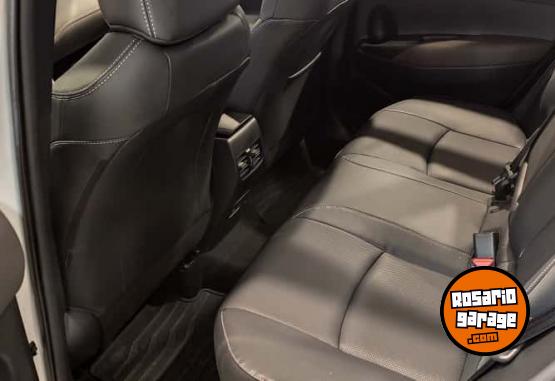 Autos - Toyota COROLLA CROSS 1.8 2025 Electrico / Hibrido 0Km - En Venta