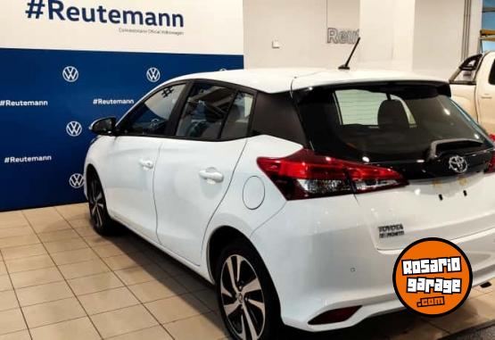 Autos - Toyota YARIS 1.5 XLS CVT 2025 Nafta 0Km - En Venta