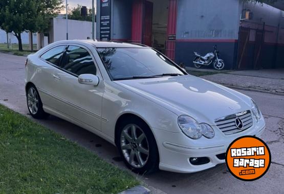 Autos - Mercedes Benz C230 V6 2006 Nafta 147000Km - En Venta