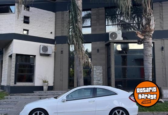 Autos - Mercedes Benz C230 V6 2006 Nafta 147000Km - En Venta