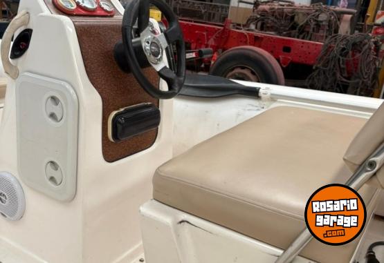 Embarcaciones - Gomón Semi-Rigido 4.70 con Mercury 4t 60HP y trailer - En Venta