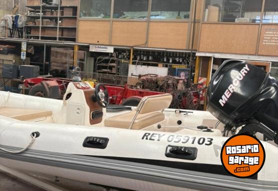 Embarcaciones - Gomón Semi-Rigido 4.70 con Mercury 4t 60HP y trailer - En Venta