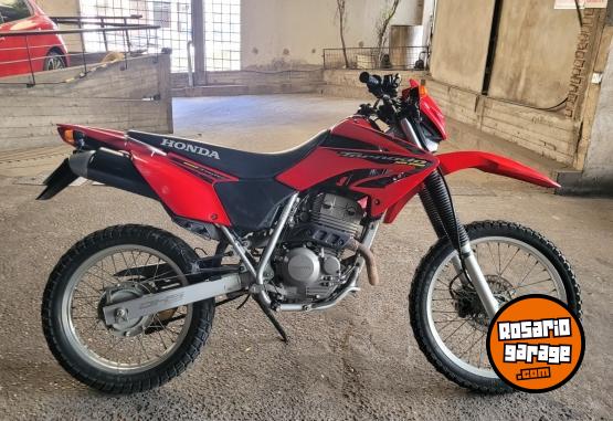 Motos - Honda TORNADO XR 250 2010 Nafta 42000Km - En Venta