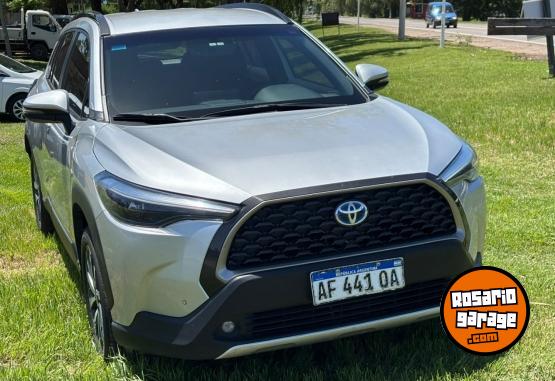 Autos - Toyota Corolla Cross Hybrida 2022 Nafta 71000Km - En Venta