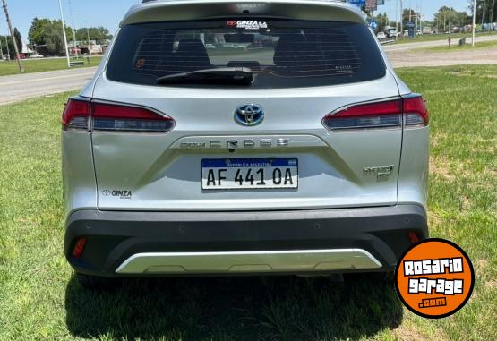 Autos - Toyota Corolla Cross Hybrida 2022 Nafta 71000Km - En Venta