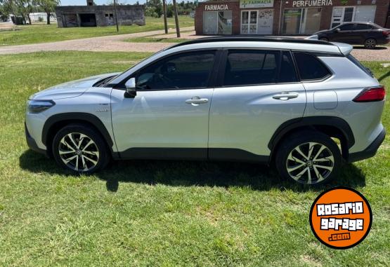 Autos - Toyota Corolla Cross Hybrida 2022 Nafta 71000Km - En Venta