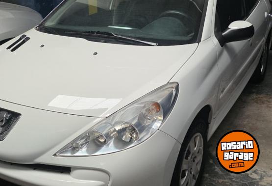 Autos - Renault 207 XS ALLURE   HDI  1.4 2013 Diesel 116448Km - En Venta