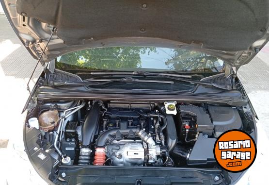 Autos - Citroen C4 lounge vento 408 Cruze 2016 Nafta 120000Km - En Venta