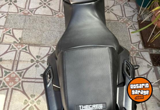 Motos - Bajaj Dominar 400 2024 Nafta 3500Km - En Venta