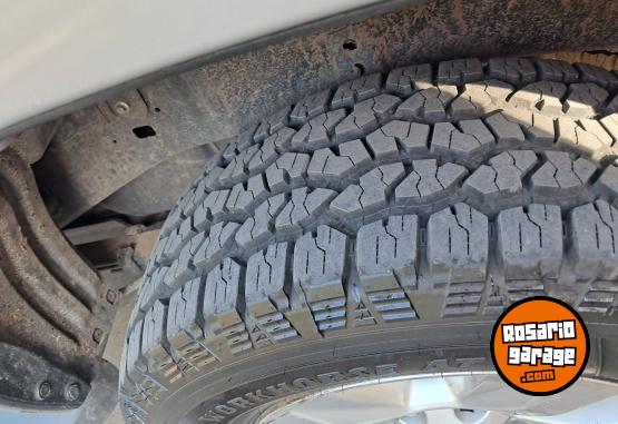 Camionetas - Toyota Hilux 2019 Diesel 190000Km - En Venta