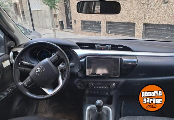 Camionetas - Toyota Hilux 2019 Diesel 190000Km - En Venta