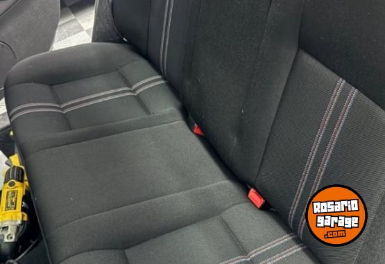 Autos - Volkswagen Bora 2012 Nafta 165000Km - En Venta