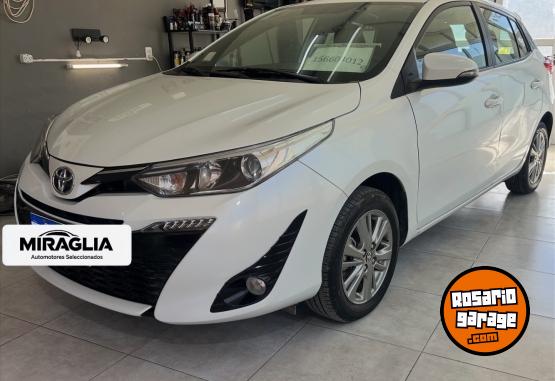 Autos - Toyota yaris 2021 Nafta 30000Km - En Venta