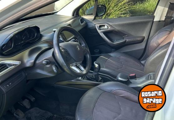 Autos - Peugeot 2008 2016 Nafta 162000Km - En Venta