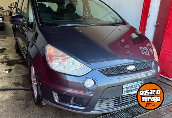 Autos - Ford Smax 2010 Nafta 1111Km - En Venta