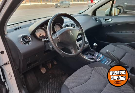 Autos - Peugeot 308 2015 Nafta 108000Km - En Venta