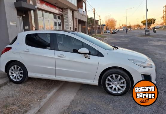 Autos - Peugeot 308 2015 Nafta 110000Km - En Venta