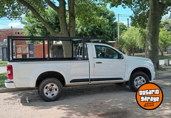 Camionetas - Chevrolet S10 cabina simple 2016 Diesel 170000Km - En Venta
