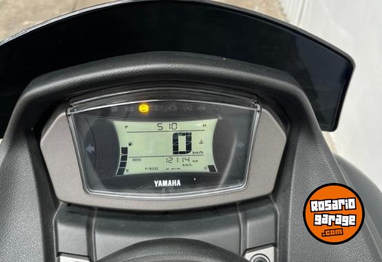 Motos - Yamaha nMax155 2023 Nafta 12000Km - En Venta