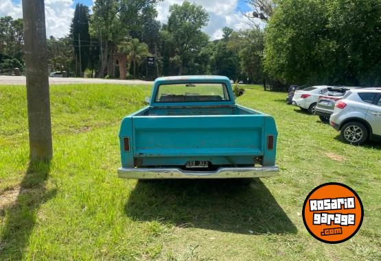 Clásicos - Dodge D100 diesel - En Venta