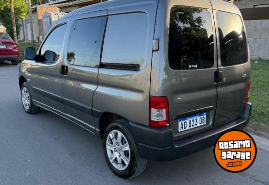 Utilitarios - Citroen Berlingo 2019 Diesel 126000Km - En Venta