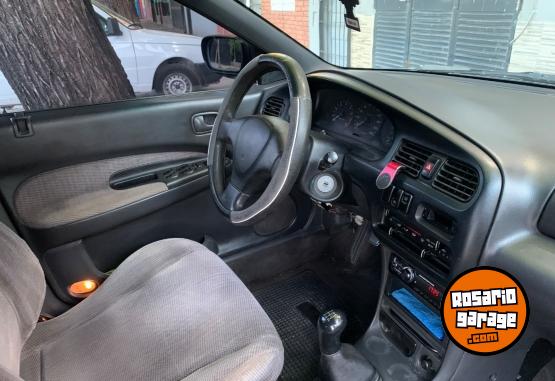 Autos - Mazda 323 1997 GNC 270100Km - En Venta