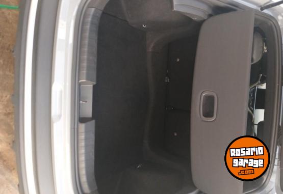 Autos - Fiat fastback 1.3T 2024 Nafta 15500Km - En Venta