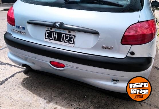 Autos - Peugeot 206 2004 GNC 121000Km - En Venta