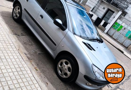 Autos - Peugeot 206 2004 GNC 121000Km - En Venta