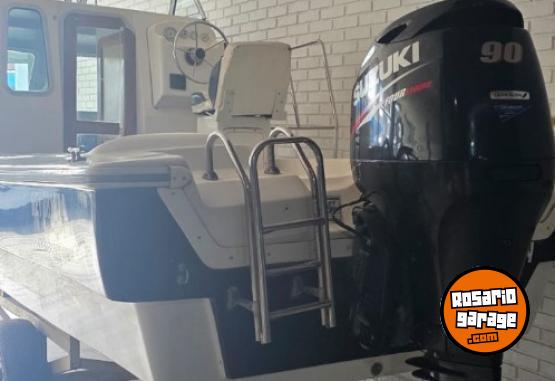 Embarcaciones - TRAKKER cabinado con Suzuki 90hp - En Venta