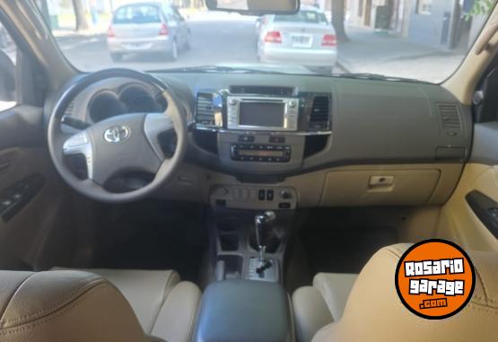 Camionetas - Toyota SW4 CVT 7 ASIENTOS CUERO 2012 Diesel 246235Km - En Venta