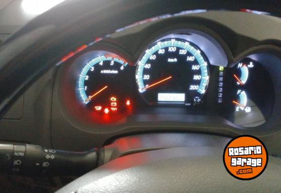 Camionetas - Toyota SW4 CVT 7 ASIENTOS CUERO 2012 Diesel 246235Km - En Venta