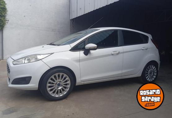 Autos - Ford Fiesta Kinetic SE 2015 Nafta 164000Km - En Venta