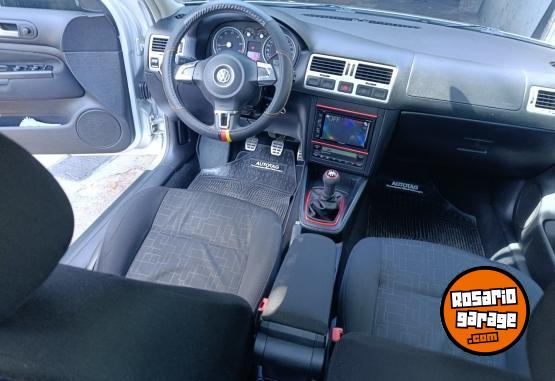 Autos - Volkswagen Bora 1.8t 2010 Nafta 122000Km - En Venta