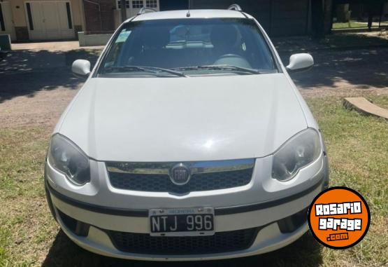 Autos - Fiat Palio Weekend Treking 1.4 2014 Nafta 130000Km - En Venta